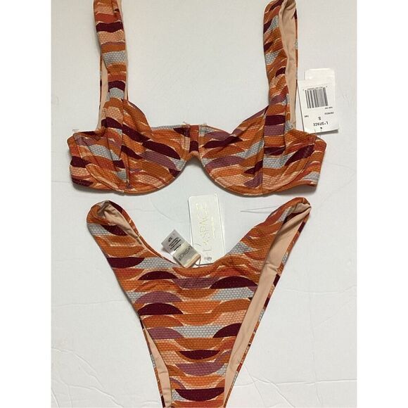 New. L*SPACE Tori top and bitsy bottom. Retails $ 198. Small - Picture 14 of 16